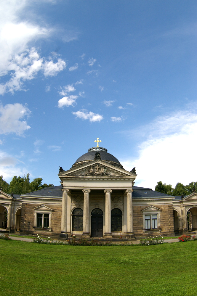 Kapelle Front