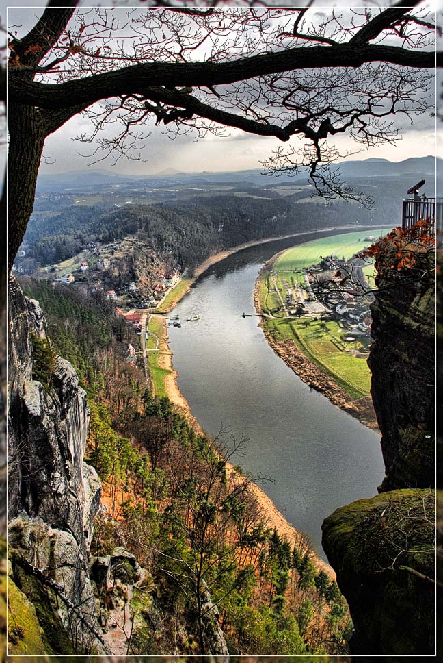 Die Elbe bei Rathen