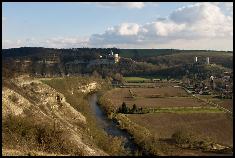 dort Saaleck hier die Rudelsburg